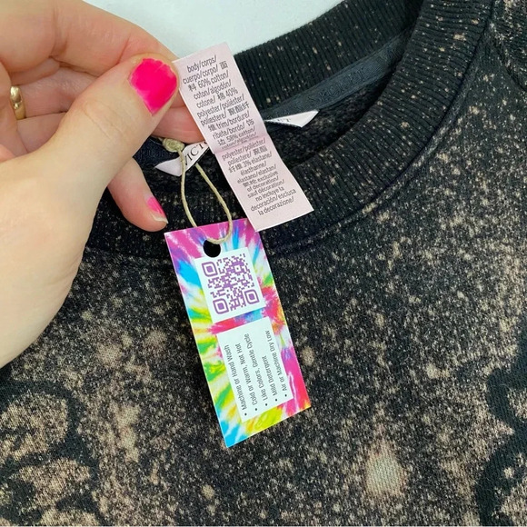 Upcycled Sweatshirt Womens Small XS Cropped Pullover Mandala Victoria s Secret - Picture 7 of 10